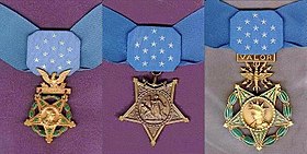 Fichier:Médaille Of honnor 2018-02-20 00-07.jpg
