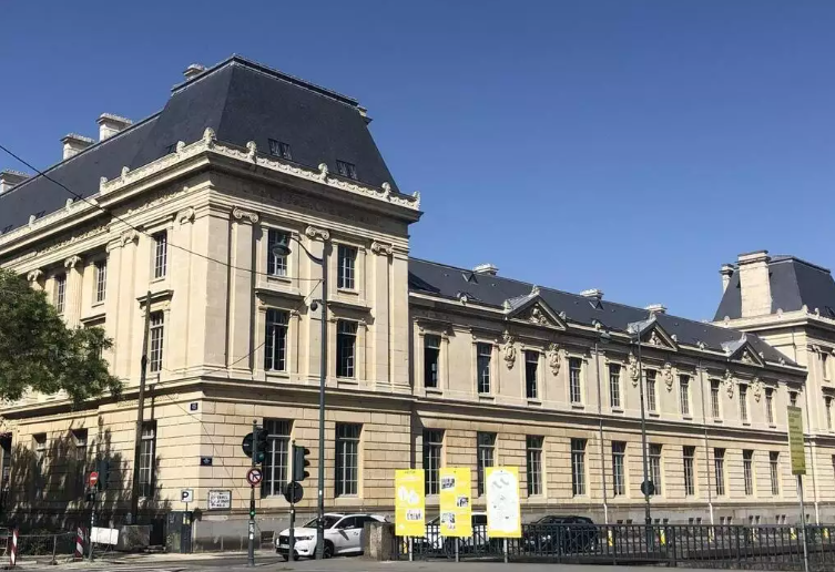 Fichier:Hôtel Pasteur.png