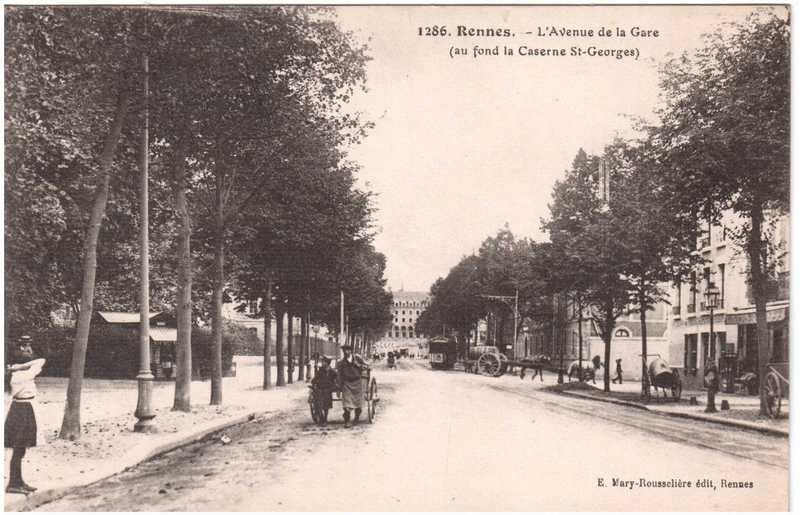 Fichier:Avenue de la gare vers 1915.jpeg