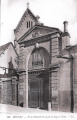 Porte d'Entrée du Lycée de Jeunes Filles. Carte postale de Léon et Lévy (LL 135). Coll. YRG et AmR 44Z1488
