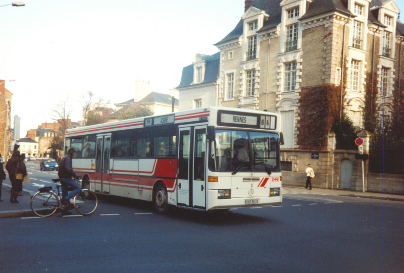 Fichier:Mercedes O 405 2.JPG