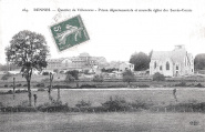 Quartier de Villeneuve - Prison départementale et nouvelle église des Sacrés-Cœurs. Derrière l'église, le parc du Château de Villeneuve. Carte postale Le Déley (ELD 164). Coll.1266 YRG et AmR 44Z1266