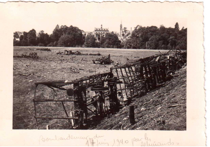 Fichier:Prairie devant Saint-Helier - juin 1940.jpeg