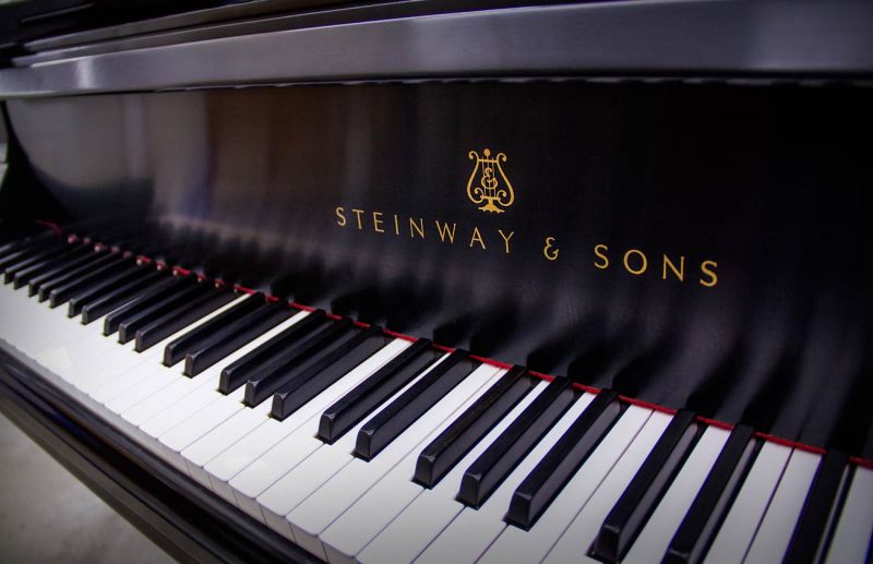 Fichier:Piano a queue Steinway and Sons 2018-04-19 05-39.jpg