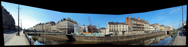 Fichier:Les quais de la Vilaine à Rennes - Vue sur la Place St-Germain en travaux - 04 Mai 2014.jpeg