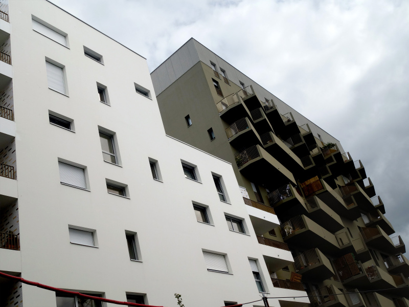 Fichier:Les-immeubles-du-nouveau-quartier-de-la-ZAC-Baud-Chardonnet-Août-2019-08.jpg