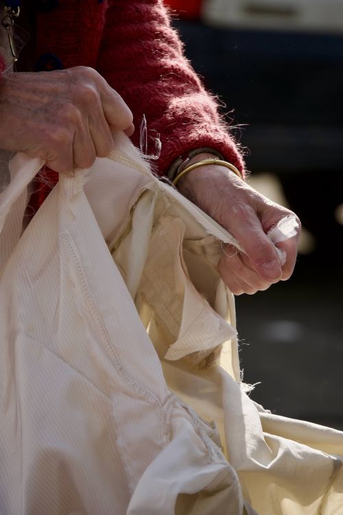 Déchirer des bandelettes de tissus