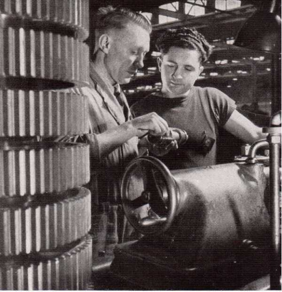 Fichier:Service du travail obligatoire.jpeg