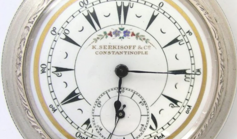 Fichier:Horloge Serkisoff & Co Constantinople.png