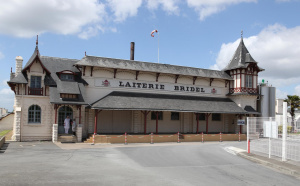 Laiterie-Bridel-L Hermitage.jpg