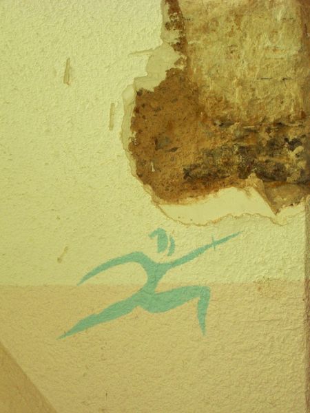 Fichier:Mur intérieur Couvent jacobins 1.jpg